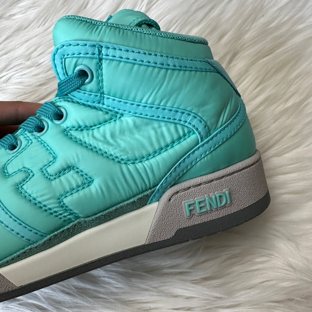 Fendi Match
Turquoise nylon high-tops - Picture 7 of 11